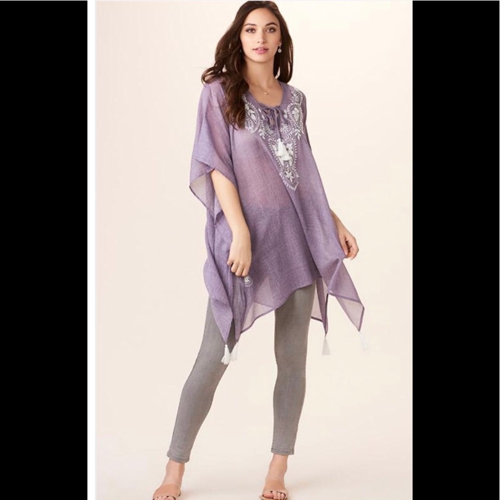 NWT Charlie Paige Embroidered coverup resort Tunic